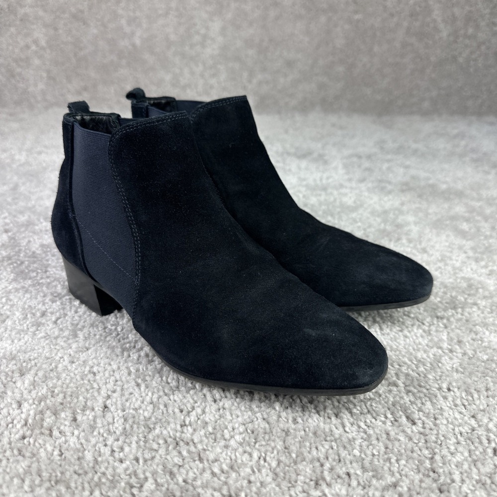 Aquatalia‎ Pull On Black Suede Ankle Boots Heels Italy Women's Size 7.5